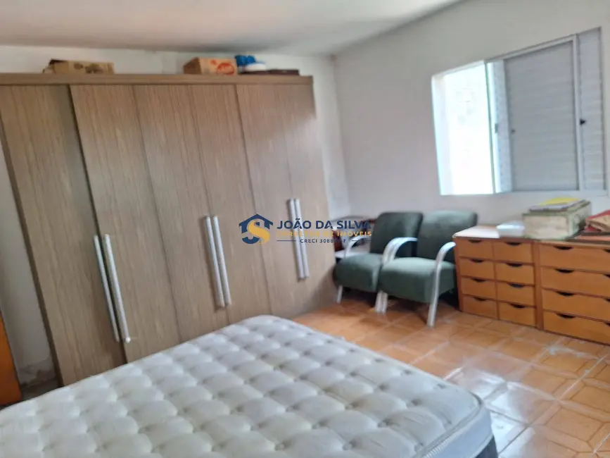 Sobrado com 4 quartos à venda, 183m2 em Jardim Santa Mena, Guarulhos - SP - imagem 4 Foto 4 de Sobrado com 4 quartos à venda, 183m2 em Jardim Santa Mena, Guarulhos - SP