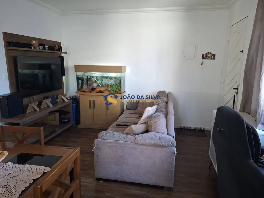 Casa com 2 quartos à venda, 46m2 em Jardim Flor da Montanha, Guarulhos - SP - imagem 1 Foto 1 de Casa com 2 quartos à venda, 46m2 em Jardim Flor da Montanha, Guarulhos - SP