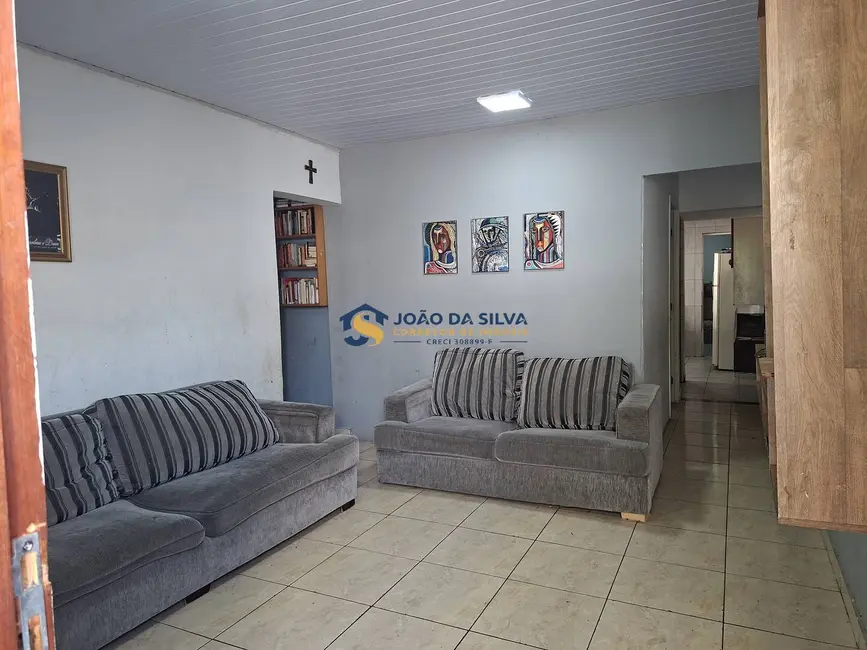 Casa com 3 quartos à venda, 188m2 em Jardim Flor da Montanha, Guarulhos - SP - imagem 3 Foto 3 de Casa com 3 quartos à venda, 188m2 em Jardim Flor da Montanha, Guarulhos - SP