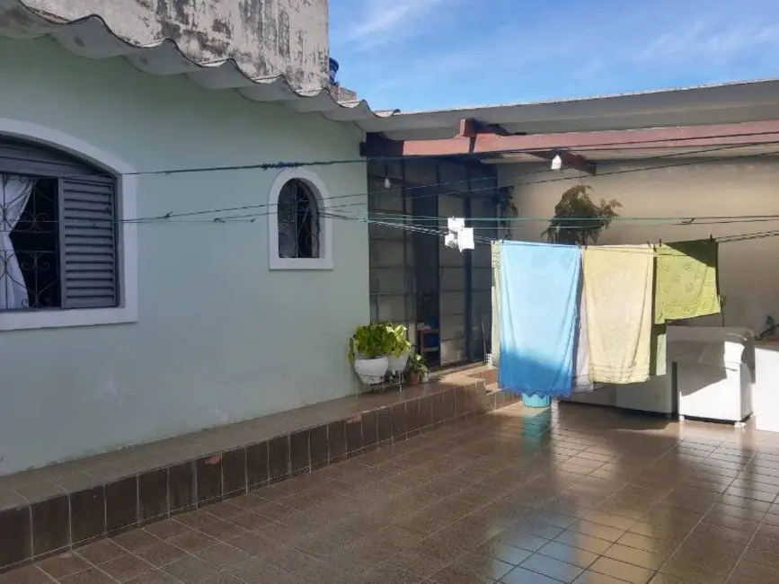 Foto 3 de Casa com 3 quartos à venda e para alugar, 130m2 em Vila Antonieta, São Paulo - SP