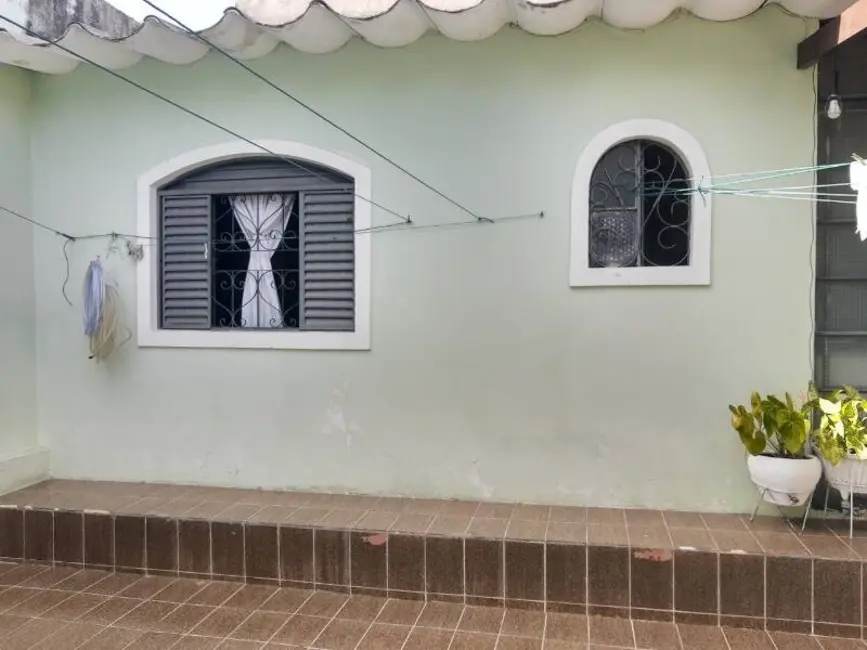 Foto 2 de Casa com 3 quartos à venda e para alugar, 130m2 em Vila Antonieta, São Paulo - SP