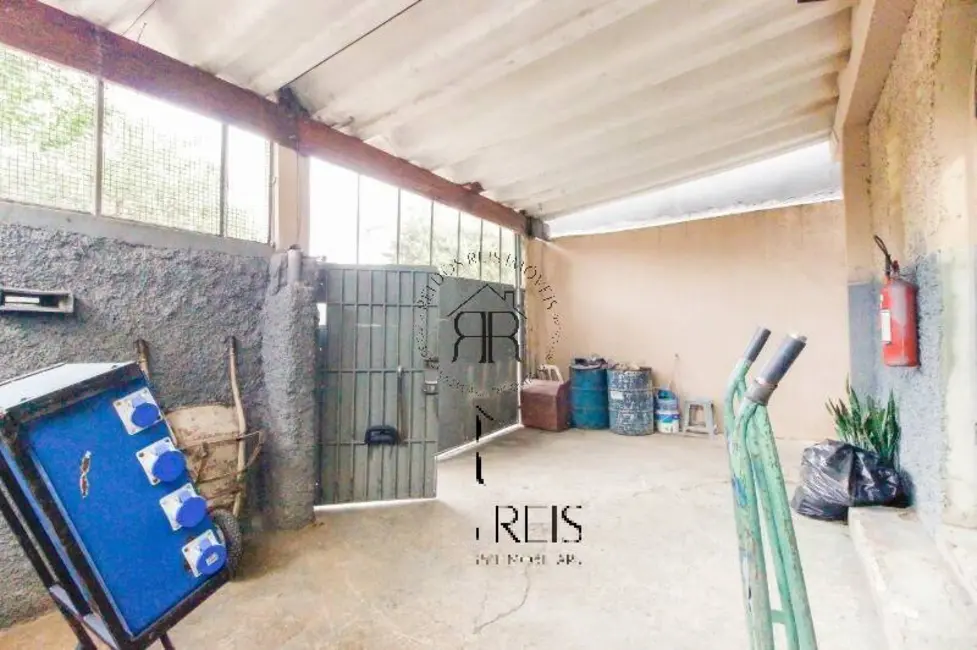 Armazém / Galpão à venda e para alugar, 300m2 em Guaiaúna, São Paulo - SP - imagem 2 Foto 2 de Armazém / Galpão à venda e para alugar, 300m2 em Guaiaúna, São Paulo - SP