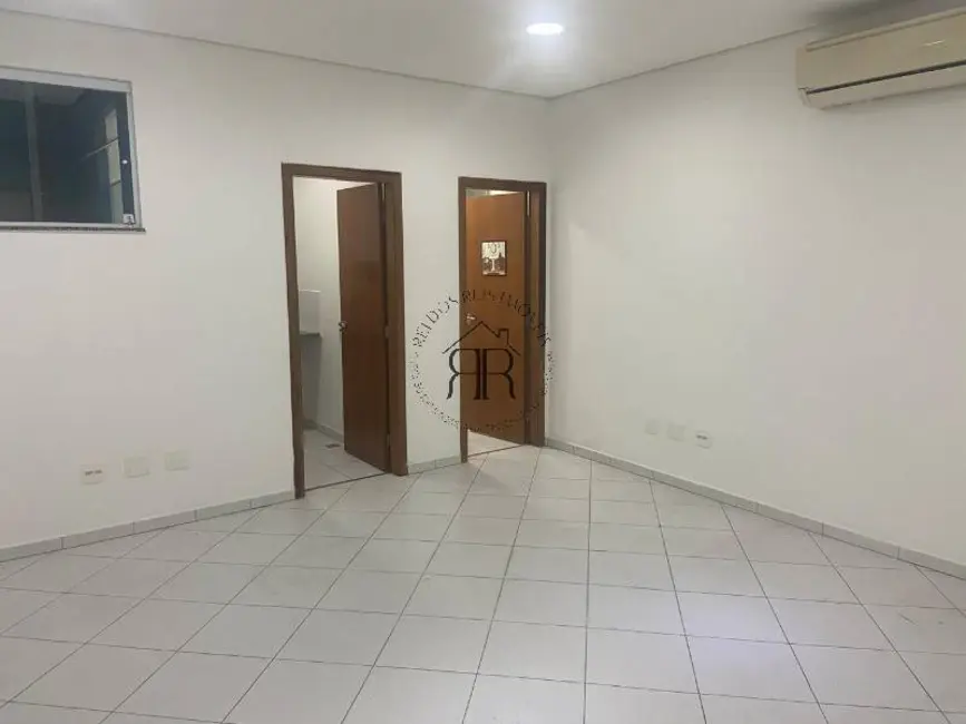 Foto 2 de Sala Comercial para alugar, 30m2 em Vila Nova Manchester, São Paulo - SP