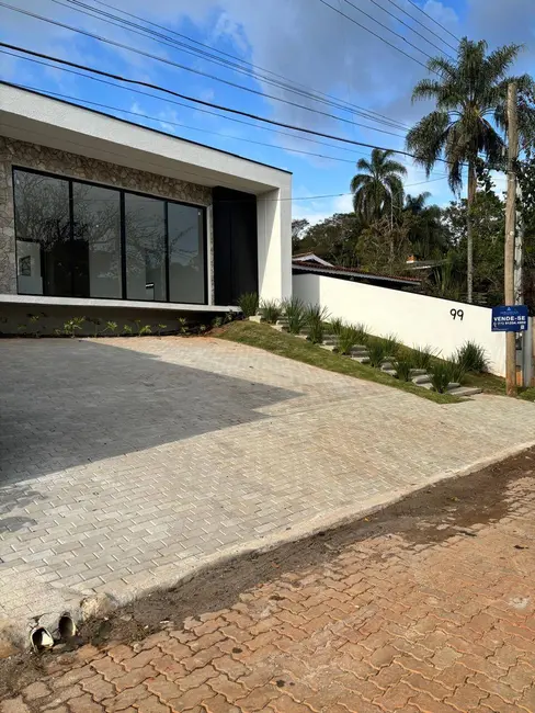 Foto 3 de Casa com 4 quartos à venda, 520m2 em Atibaia - SP