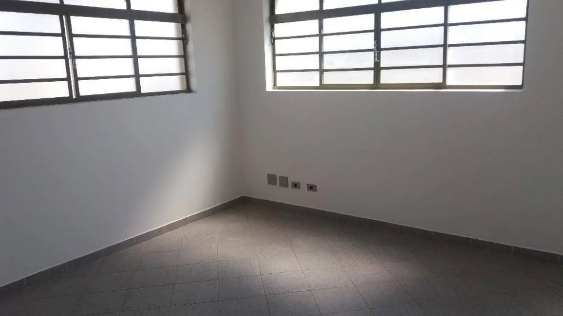 Armazém / Galpão para alugar, 1130m2 em Ribeirão dos Porcos, Atibaia - SP - imagem 2 Foto 2 de Armazém / Galpão para alugar, 1130m2 em Ribeirão dos Porcos, Atibaia - SP