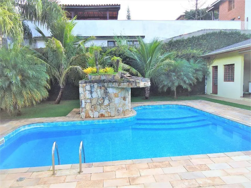 Casa de Condomínio com 7 quartos à venda, 1042m2 em Atibaia - SP - imagem 4 Foto 4 de Casa de Condomínio com 7 quartos à venda, 1042m2 em Atibaia - SP