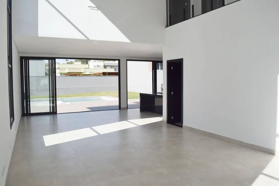 Foto 8 de Casa de Condomínio com 3 quartos à venda, 600m2 em Atibaia - SP