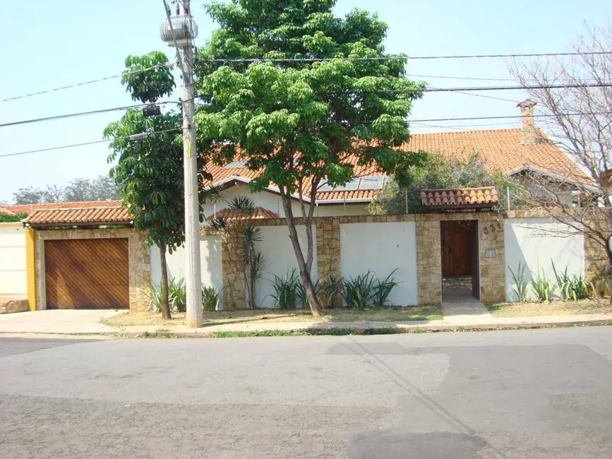 Foto 1 de Casa com 4 quartos à venda, 1040m2 em Campinas - SP