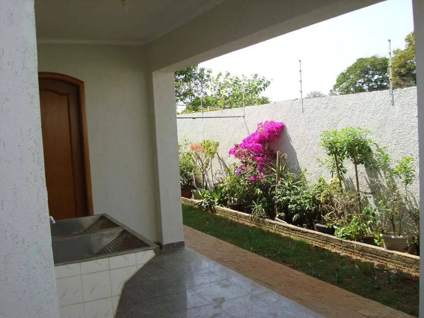 Foto 8 de Casa com 4 quartos à venda, 1040m2 em Campinas - SP