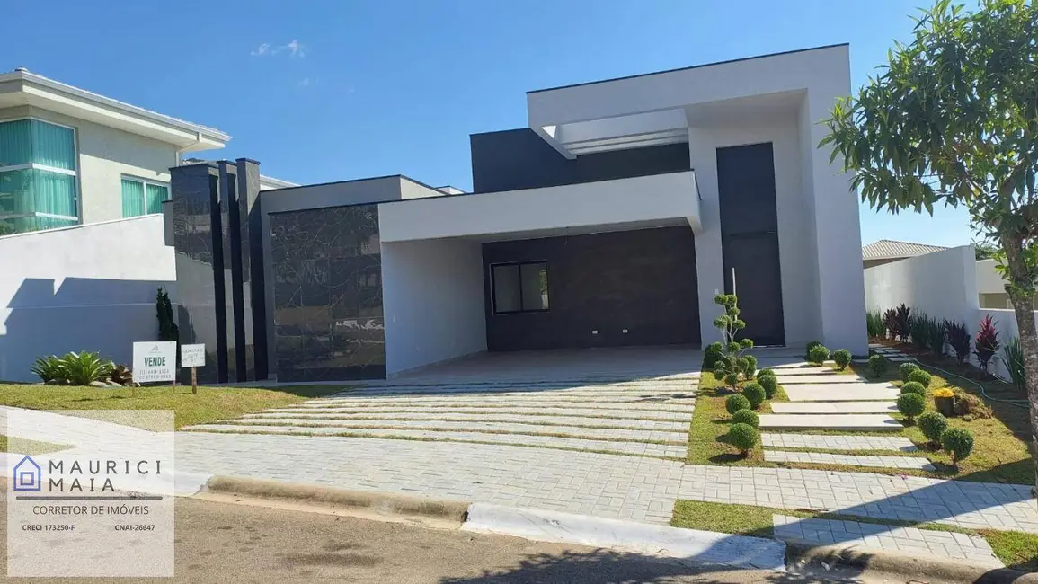 Foto 1 de Casa com 3 quartos à venda, 670m2 em Atibaia - SP