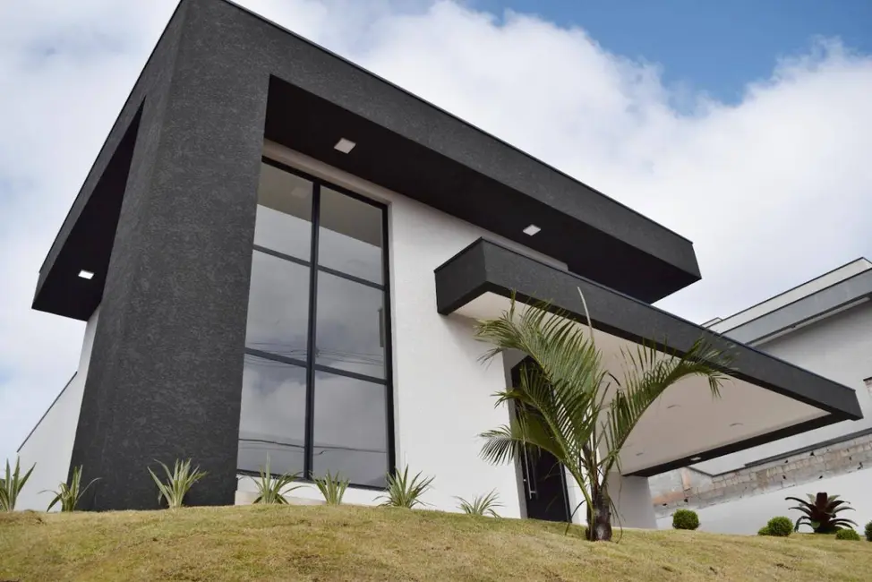 Foto 3 de Casa com 3 quartos à venda, 800m2 em Atibaia - SP
