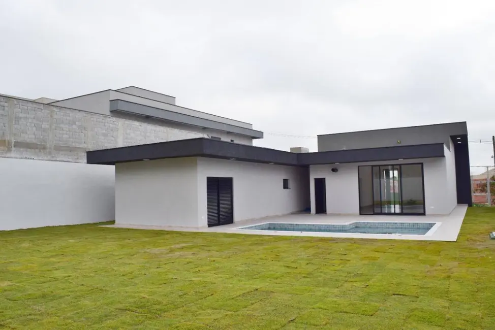 Foto 5 de Casa com 3 quartos à venda, 800m2 em Atibaia - SP