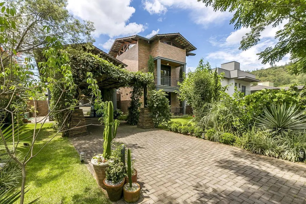 Casa de Condomínio com 4 quartos à venda, 800m2 em Atibaia - SP - imagem 3 Foto 3 de Casa de Condomínio com 4 quartos à venda, 800m2 em Atibaia - SP