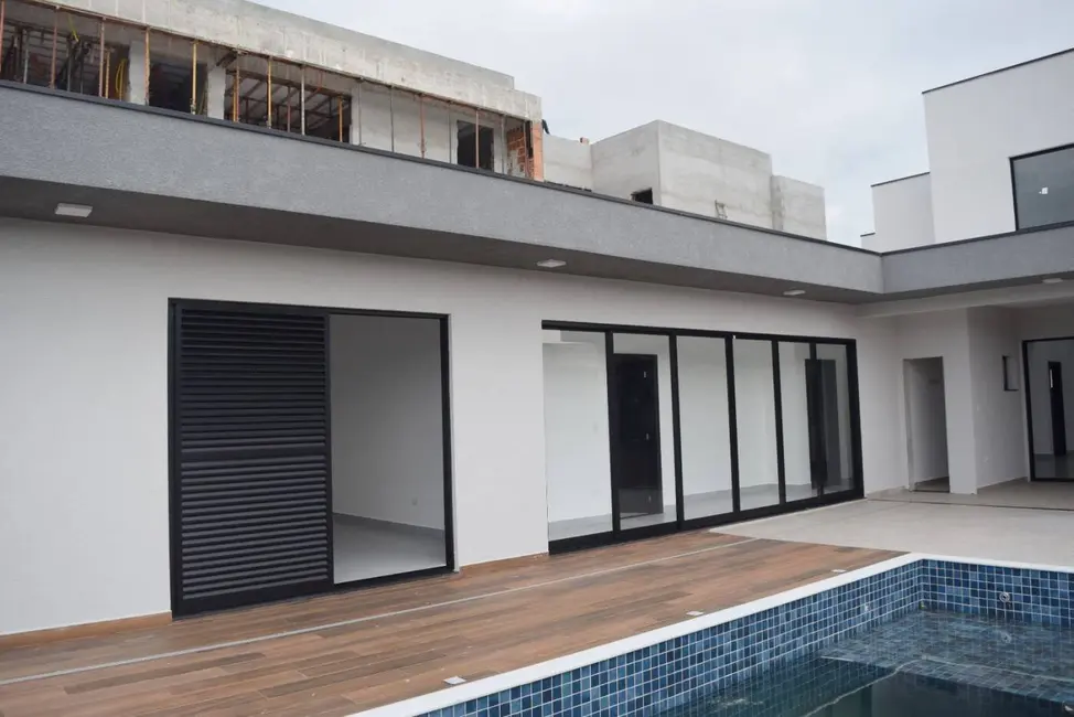 Casa com 4 quartos à venda em Atibaia - SP - imagem 9 Foto 9 de Casa com 4 quartos à venda em Atibaia - SP