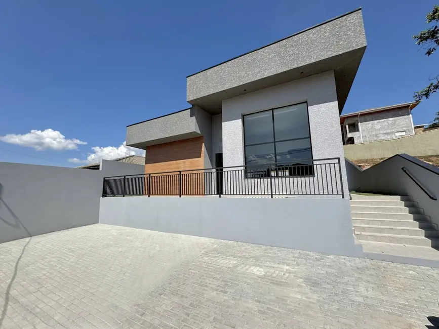 Foto 1 de Casa com 3 quartos à venda, 412m2 em Atibaia - SP