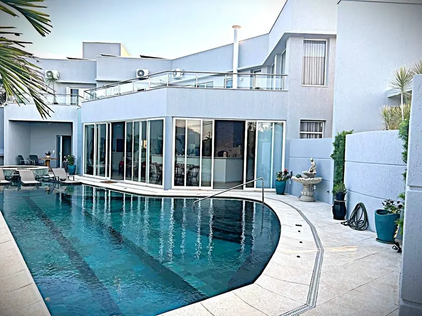 Casa com 5 quartos à venda, 800m2 em Campinas - SP - imagem 4 Foto 4 de Casa com 5 quartos à venda, 800m2 em Campinas - SP