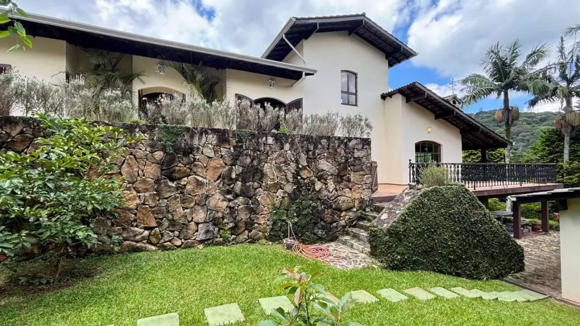 Foto 3 de Casa de Condomínio com 3 quartos à venda, 1550m2 em Atibaia - SP