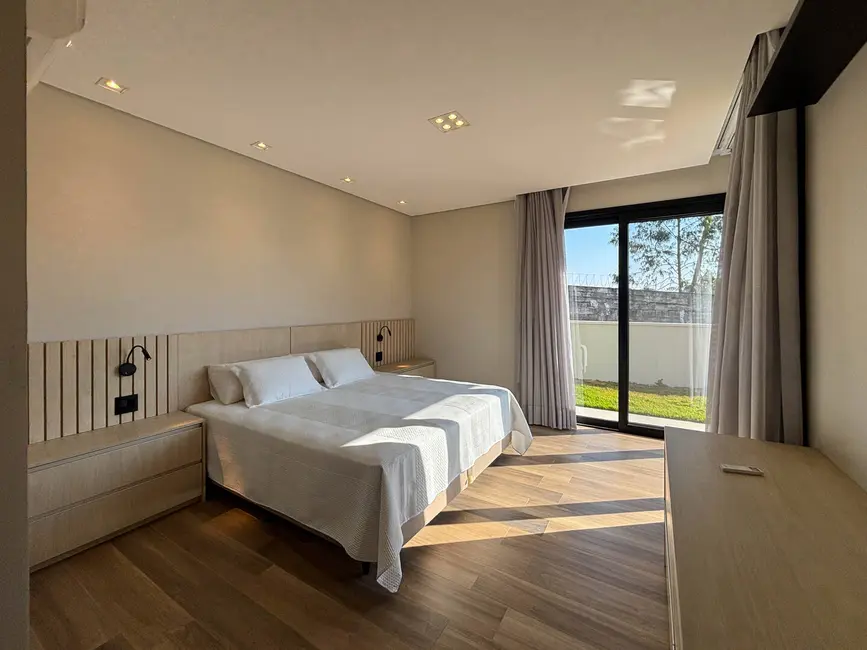 Foto 8 de Casa de Condomínio com 3 quartos à venda, 794m2 em Atibaia - SP