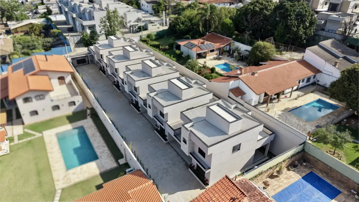 Foto 1 de Casa à venda em Vila Petrópolis, Atibaia - SP