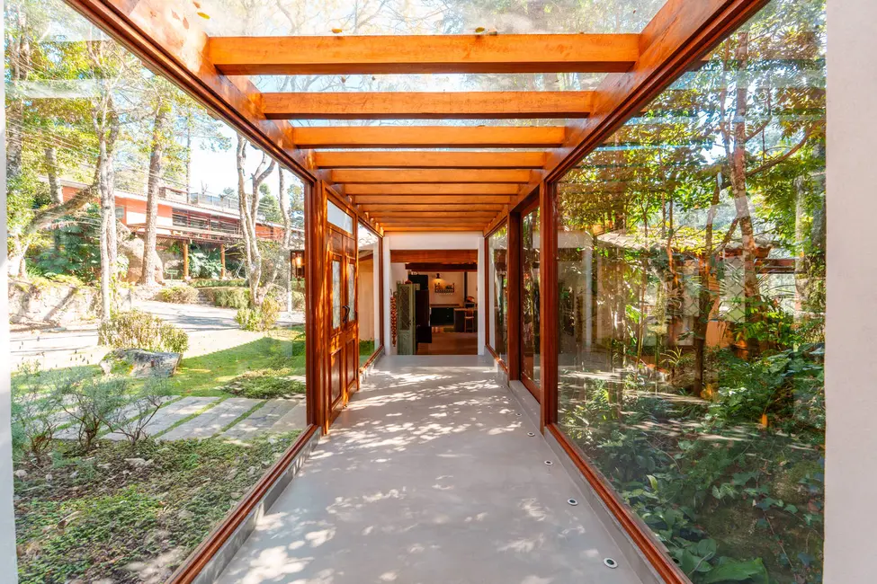 Casa de Condomínio com 3 quartos à venda, 1800m2 em Portão, Atibaia - SP - imagem 5 Foto 5 de Casa de Condomínio com 3 quartos à venda, 1800m2 em Portão, Atibaia - SP