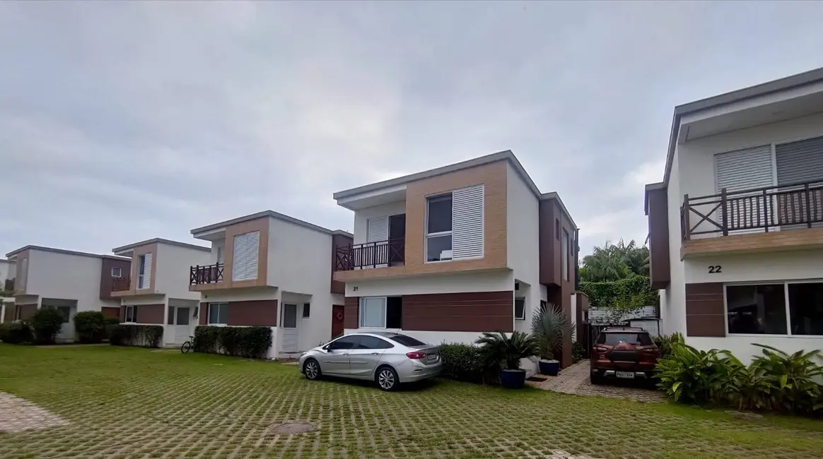 Foto 1 de Casa com 4 quartos à venda, 179m2 em Sao Sebastiao - SP