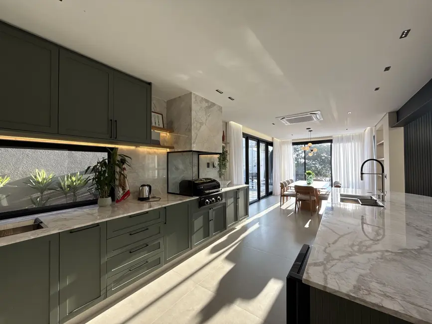 Foto 3 de Casa de Condomínio com 5 quartos à venda, 485m2 em Condomínio Porto Atibaia, Atibaia - SP