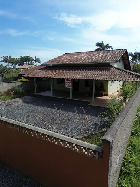 Casa com 5 quartos à venda em Balneario Barra Do Sul - SC - imagem 3 Foto 3 de Casa com 5 quartos à venda em Balneario Barra Do Sul - SC