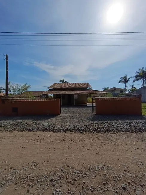 Casa com 5 quartos à venda em Balneario Barra Do Sul - SC - imagem 6 Foto 6 de Casa com 5 quartos à venda em Balneario Barra Do Sul - SC
