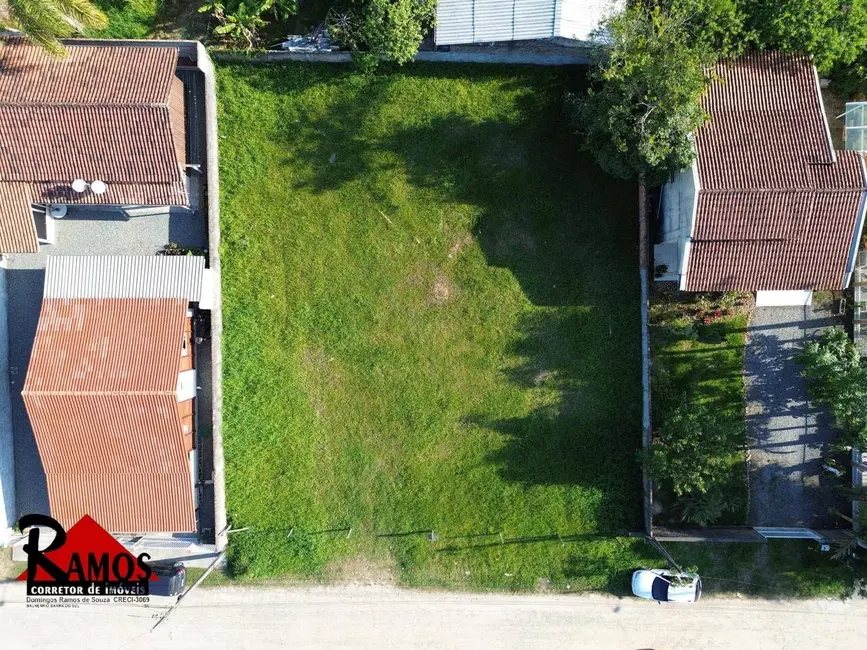 Foto 2 de Terreno / Lote à venda, 325m2 em Centro, Balneario Barra Do Sul - SC