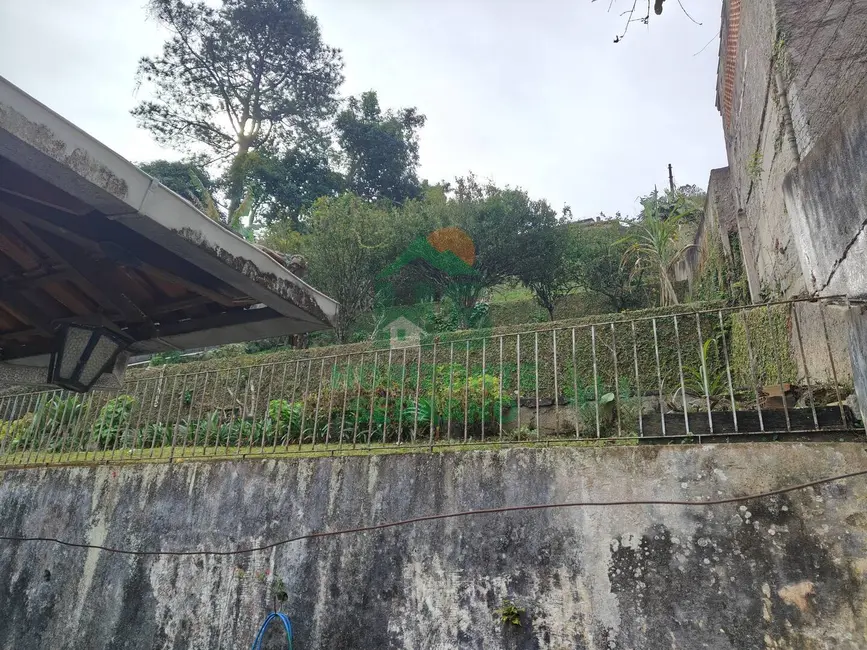 Casa com 3 quartos à venda, 149m2 em Agriões, Teresopolis - RJ - imagem 9 Foto 9 de Casa com 3 quartos à venda, 149m2 em Agriões, Teresopolis - RJ