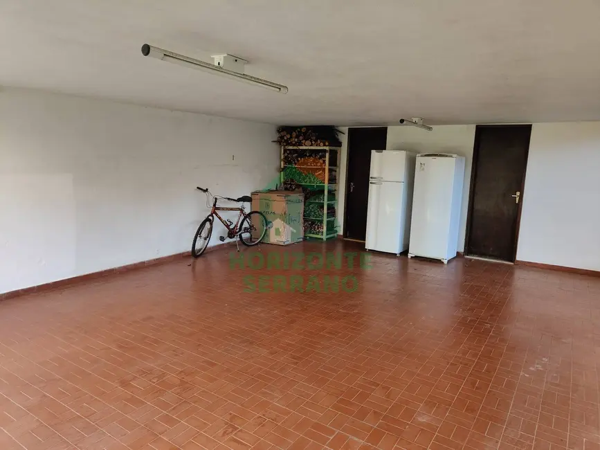 Casa com 5 quartos à venda, 245m2 em Iucas, Teresopolis - RJ - imagem 6 Foto 6 de Casa com 5 quartos à venda, 245m2 em Iucas, Teresopolis - RJ