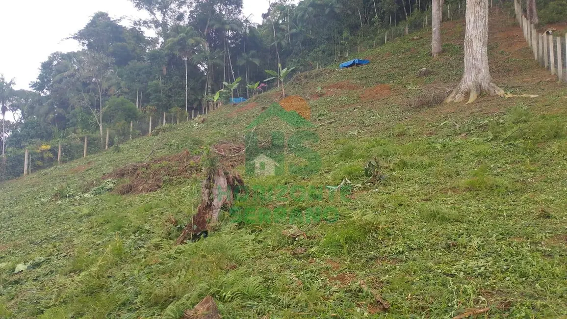 Foto 4 de Terreno / Lote à venda, 1650m2 em Albuquerque, Teresopolis - RJ