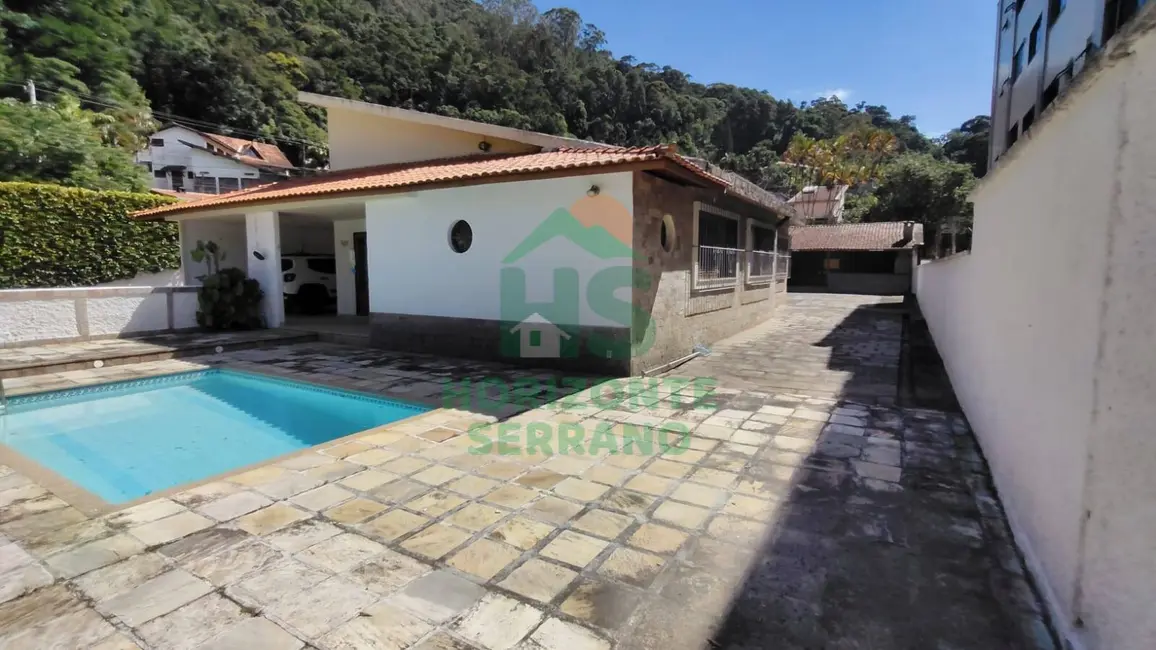 Foto 1 de Casa com 3 quartos à venda, 127m2 em Taumaturgo, Teresopolis - RJ