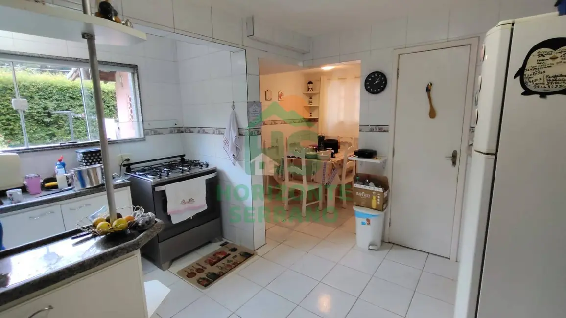 Foto 2 de Casa com 6 quartos à venda, 970m2 em Albuquerque, Teresopolis - RJ