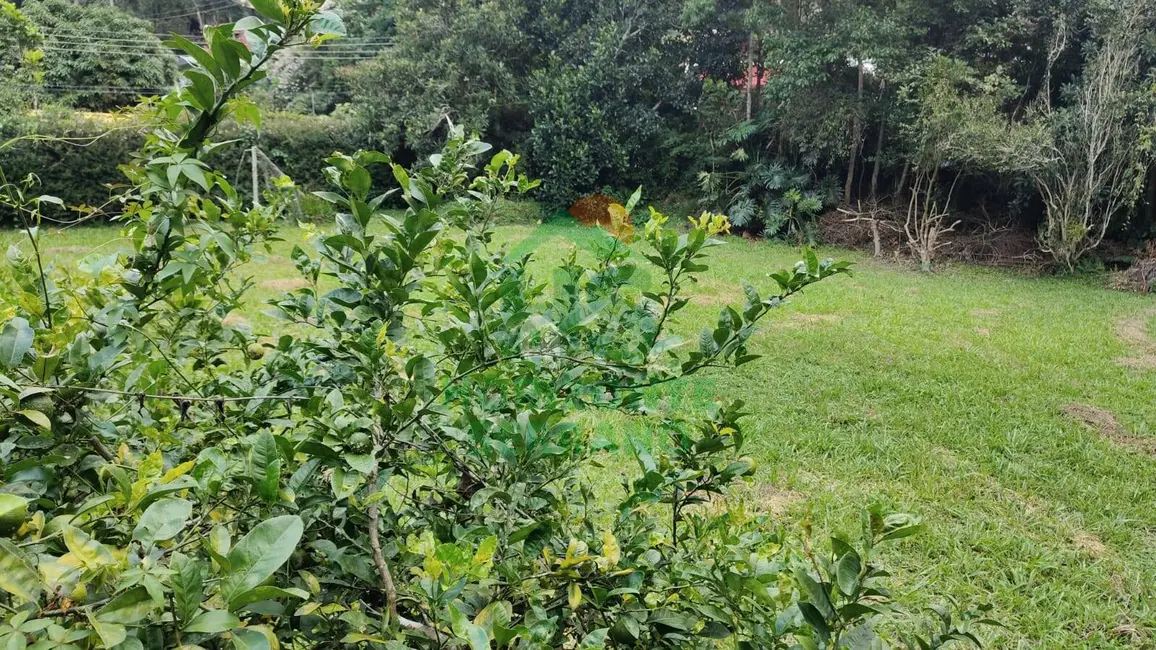 Foto 2 de Terreno / Lote à venda, 1285m2 em Albuquerque, Teresopolis - RJ