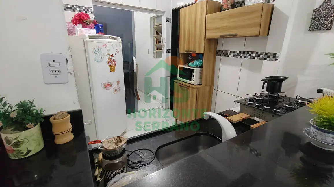Foto 8 de Apartamento com 1 quarto à venda, 42m2 em Várzea, Teresopolis - RJ