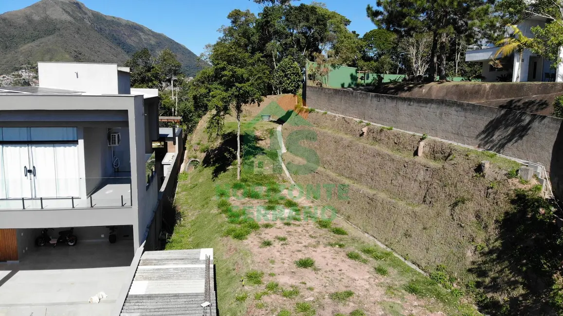 Foto 2 de Terreno / Lote à venda, 531m2 em Tijuca, Teresopolis - RJ