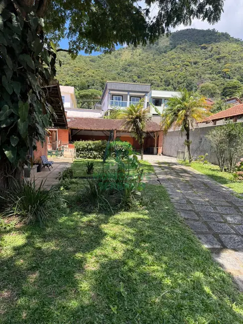 Foto 5 de Casa com 5 quartos à venda, 214m2 em Iucas, Teresopolis - RJ