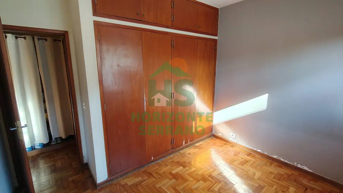 Foto 8 de Casa com 4 quartos à venda, 185m2 em Jardim Cascata, Teresopolis - RJ