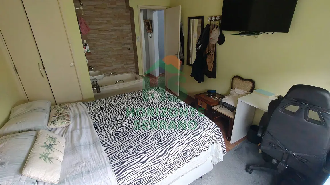 Foto 6 de Apartamento com 2 quartos à venda, 49m2 em Tijuca, Teresopolis - RJ