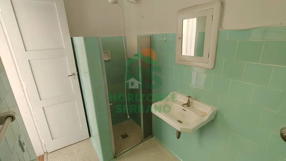 Foto 6 de Apartamento com 1 quarto à venda, 35m2 em Várzea, Teresopolis - RJ