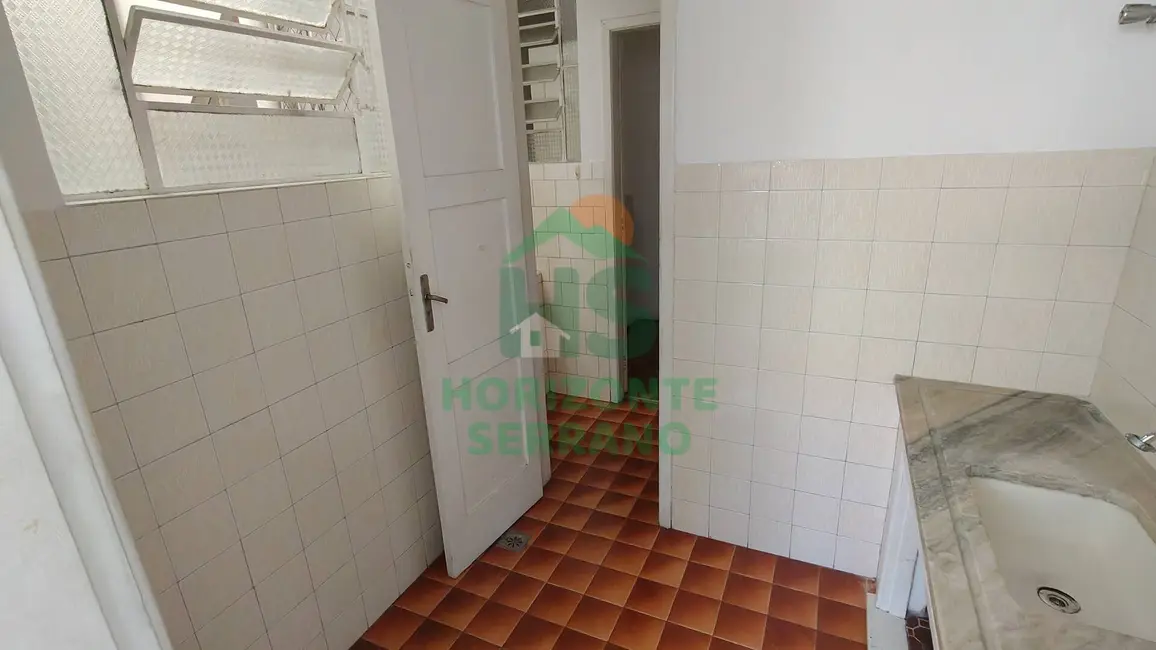 Foto 8 de Apartamento com 1 quarto à venda, 35m2 em Várzea, Teresopolis - RJ