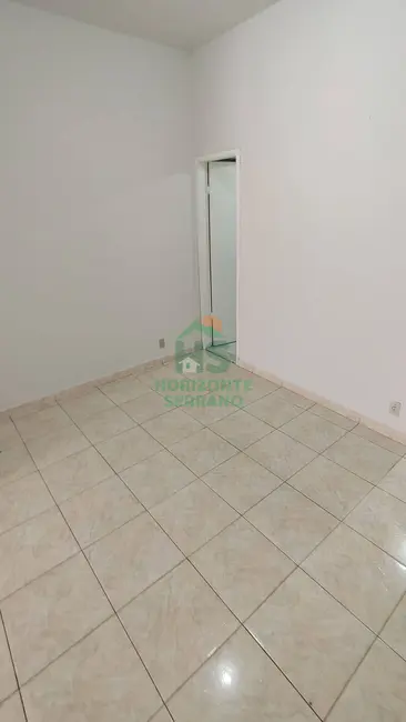 Kitnet com 1 quarto à venda, 36m2 em Várzea, Teresopolis - RJ - imagem 6 Foto 6 de Kitnet com 1 quarto à venda, 36m2 em Várzea, Teresopolis - RJ