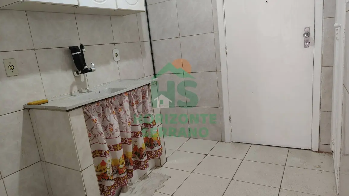 Kitnet com 1 quarto à venda, 36m2 em Várzea, Teresopolis - RJ - imagem 3 Foto 3 de Kitnet com 1 quarto à venda, 36m2 em Várzea, Teresopolis - RJ