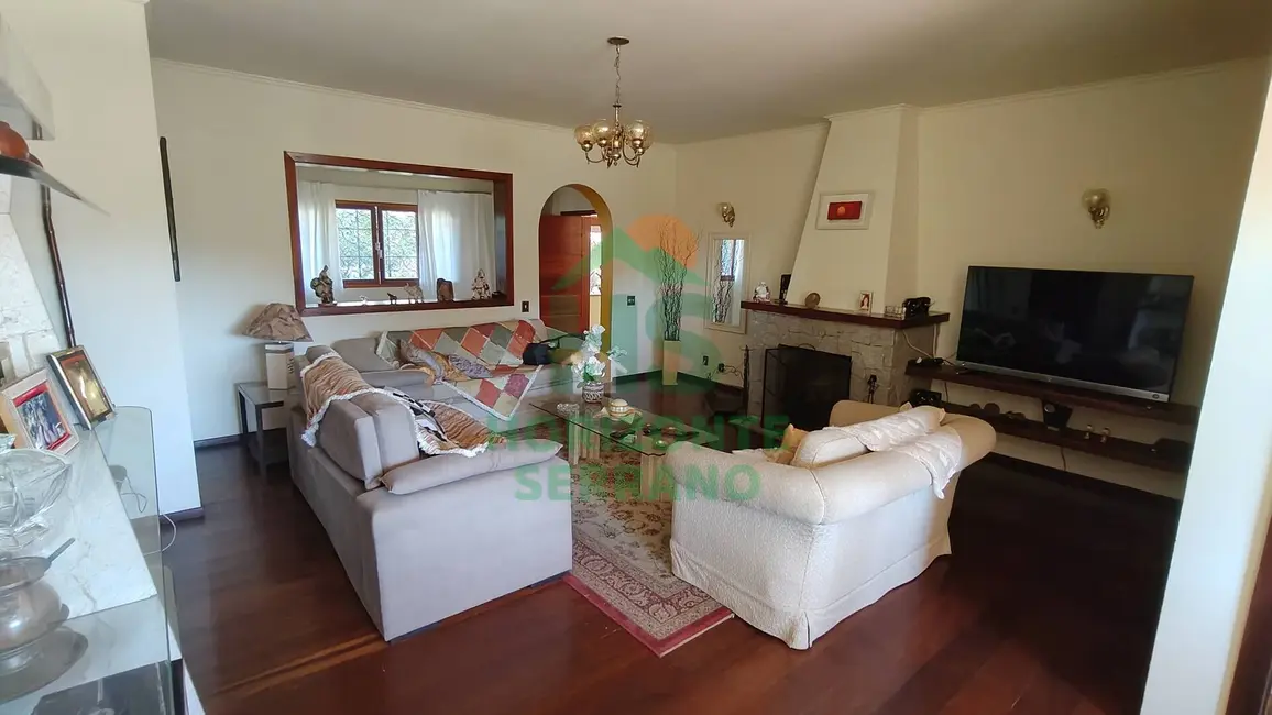 Casa com 7 quartos à venda, 214m2 em Araras, Teresopolis - RJ - imagem 1 Foto 1 de Casa com 7 quartos à venda, 214m2 em Araras, Teresopolis - RJ