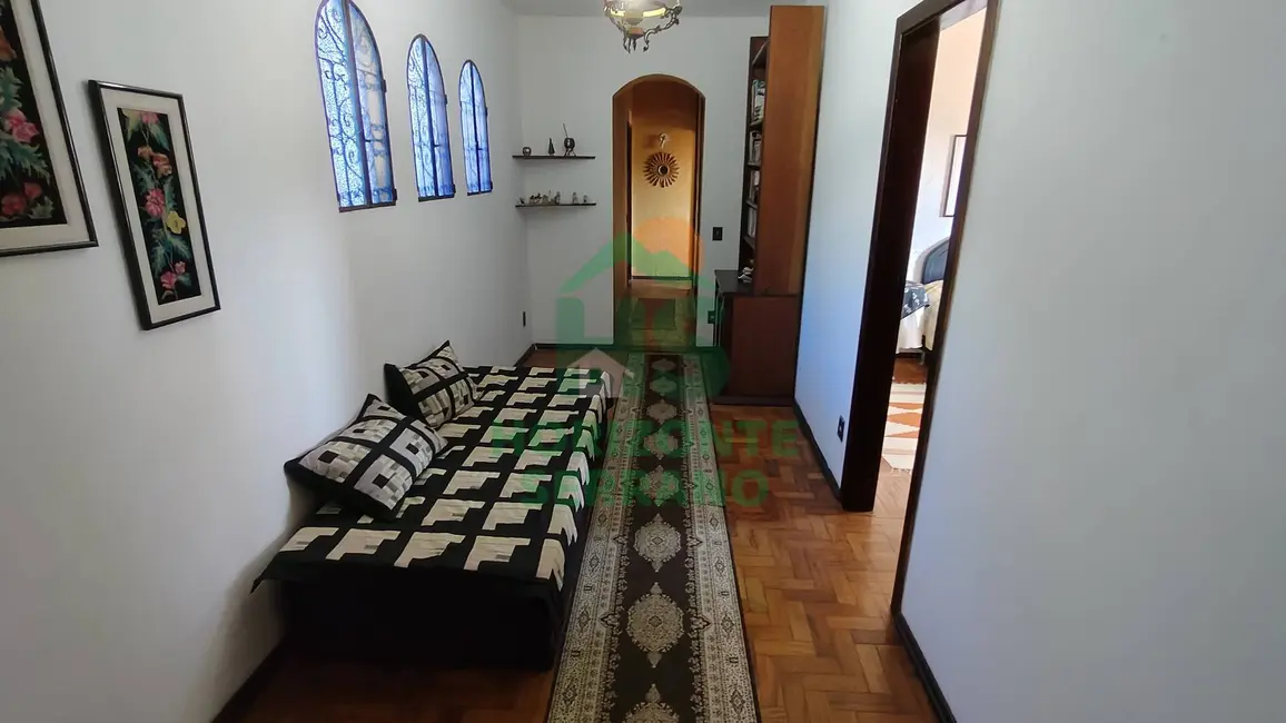 Casa com 7 quartos à venda, 214m2 em Araras, Teresopolis - RJ - imagem 9 Foto 9 de Casa com 7 quartos à venda, 214m2 em Araras, Teresopolis - RJ