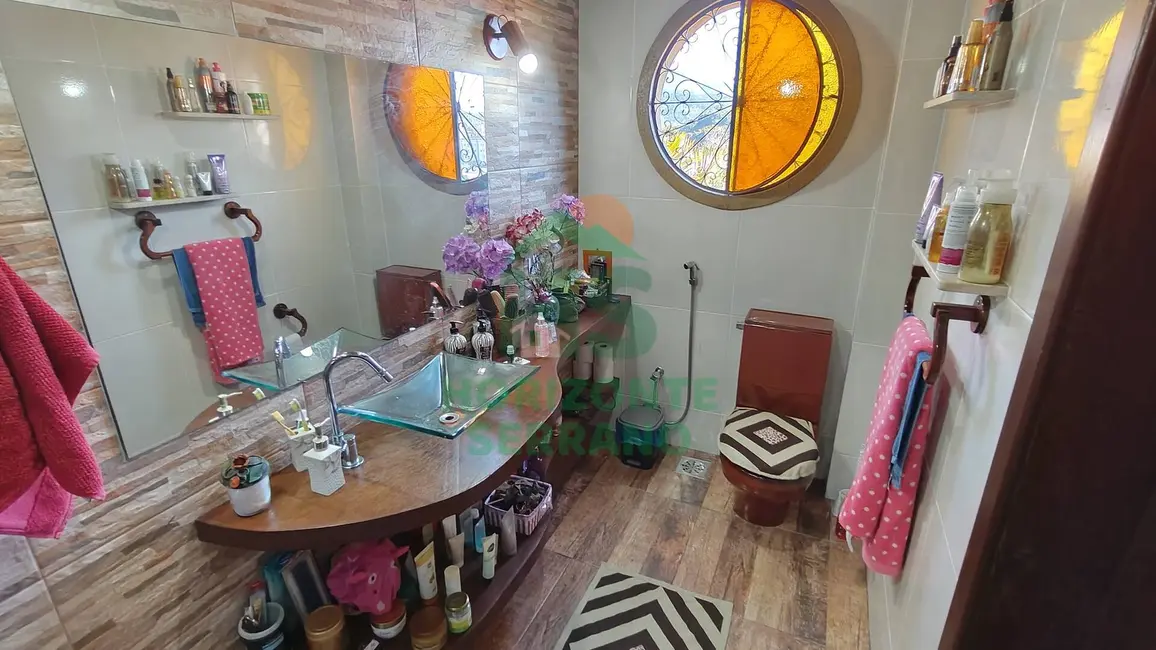 Casa com 7 quartos à venda, 214m2 em Araras, Teresopolis - RJ - imagem 7 Foto 7 de Casa com 7 quartos à venda, 214m2 em Araras, Teresopolis - RJ