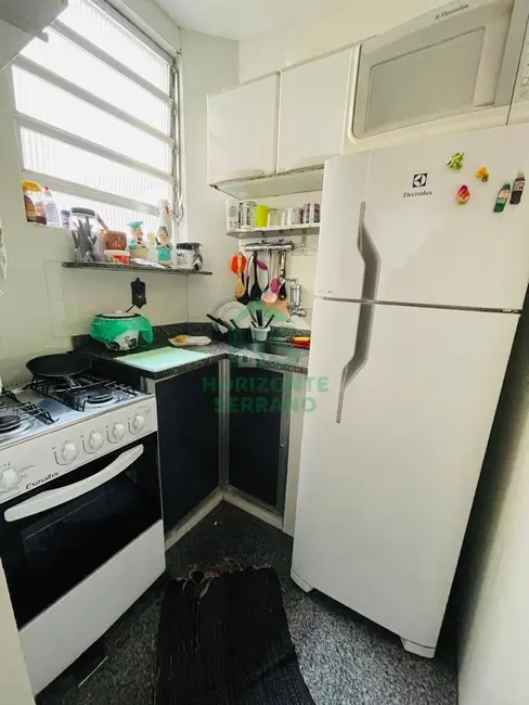 Foto 2 de Apartamento com 1 quarto à venda, 30m2 em Várzea, Teresopolis - RJ