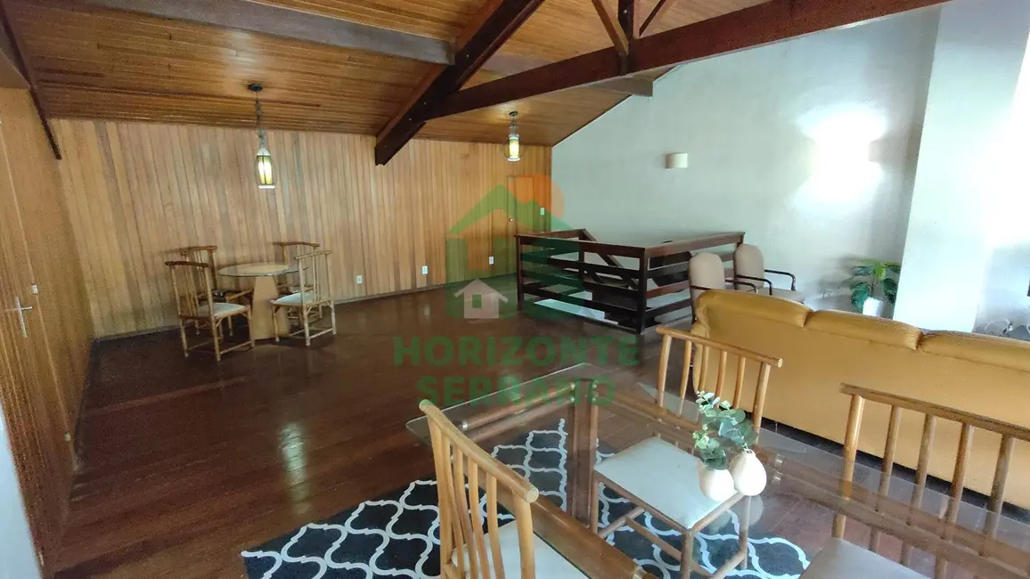 Casa com 5 quartos à venda, 230m2 em Carlos Guinle, Teresopolis - RJ - imagem 1 Foto 1 de Casa com 5 quartos à venda, 230m2 em Carlos Guinle, Teresopolis - RJ