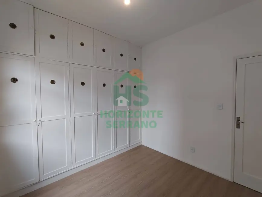 Foto 4 de Apartamento com 2 quartos à venda, 45m2 em Várzea, Teresopolis - RJ